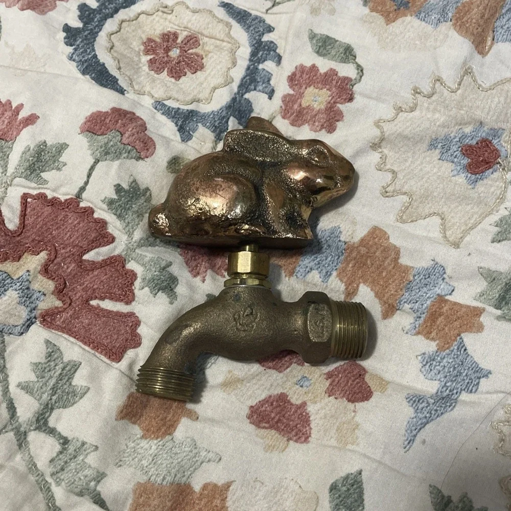 Antique BRASS‎ Bunny Rabbit Spigot Outdoor Garden Water Faucet Hose Tap